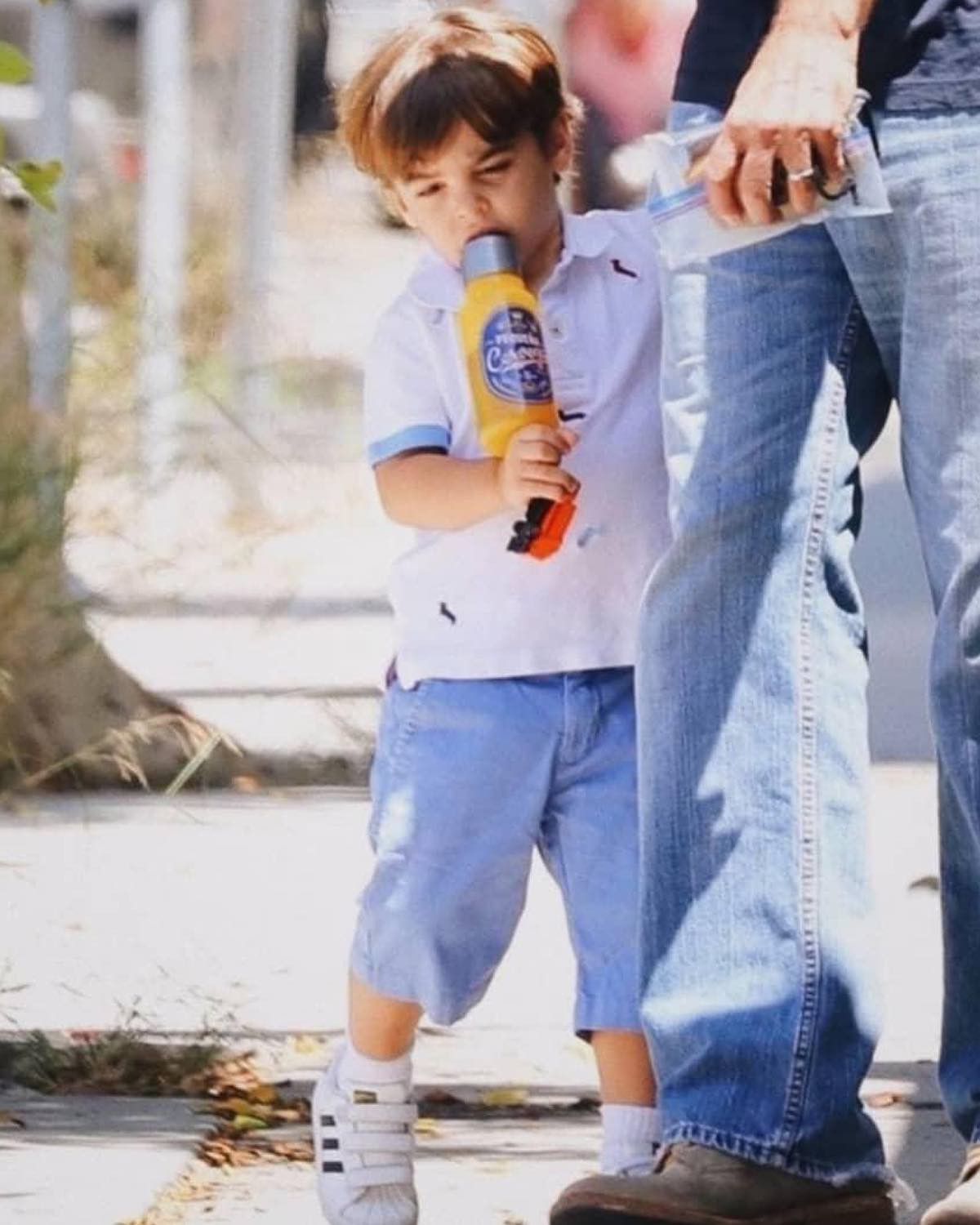 Los Paparazzi Lograron Fotografiar Al Hijo Ya Crecidito De George Y